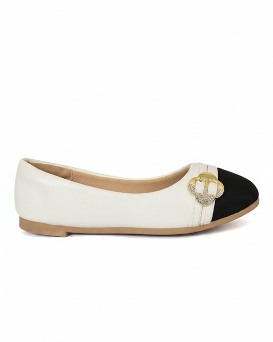 XAYWEAR Women's White-Black Casual Pumps