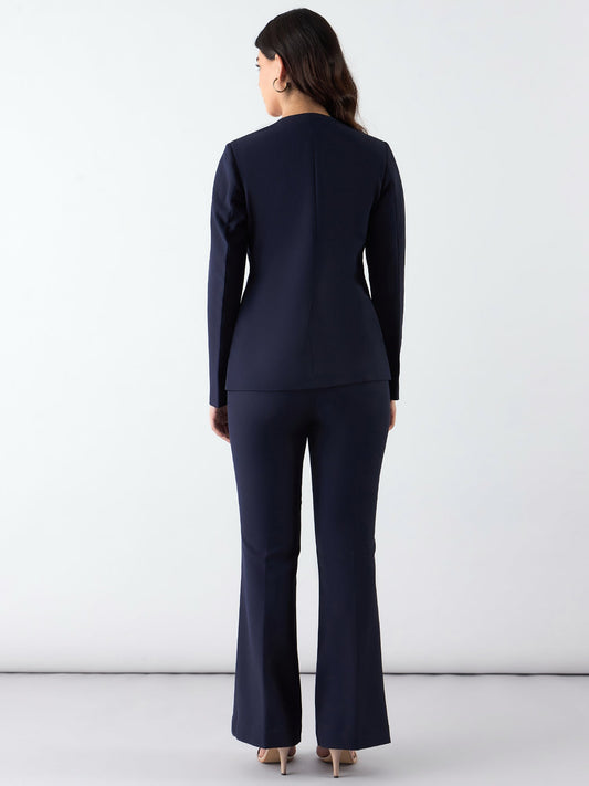 XAYWEAR Tailored Power Suit for Women - Elegant Style