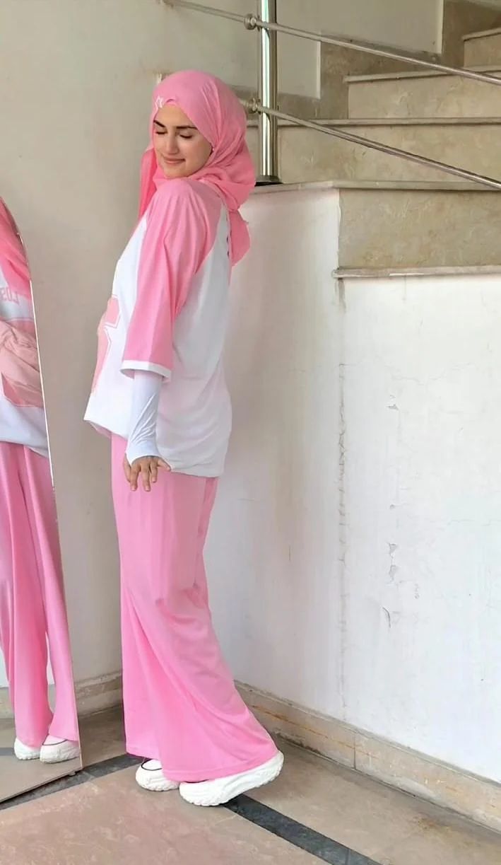 XAYWEAR Sporty Grace 2-Piece