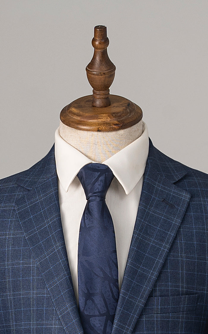 XAYWEAR navy blue suit for men with a patterned jacket and matching necktie