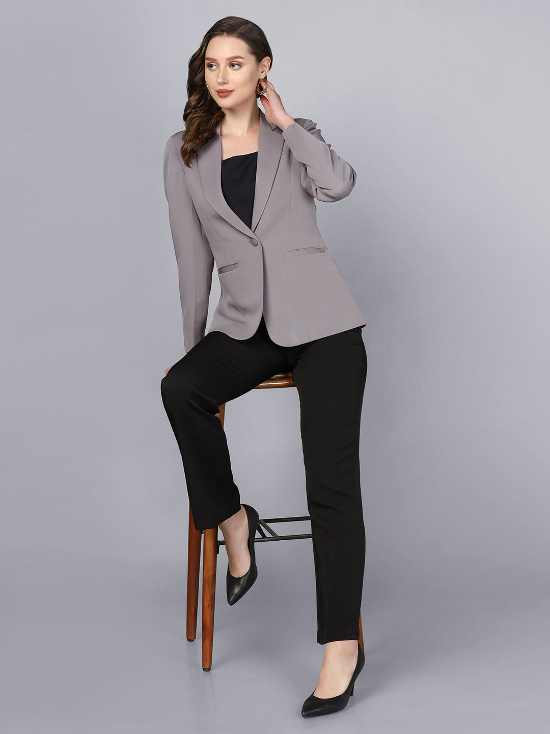 XAYWEAR gray blazer paired with black pants for a professional women suit outfit