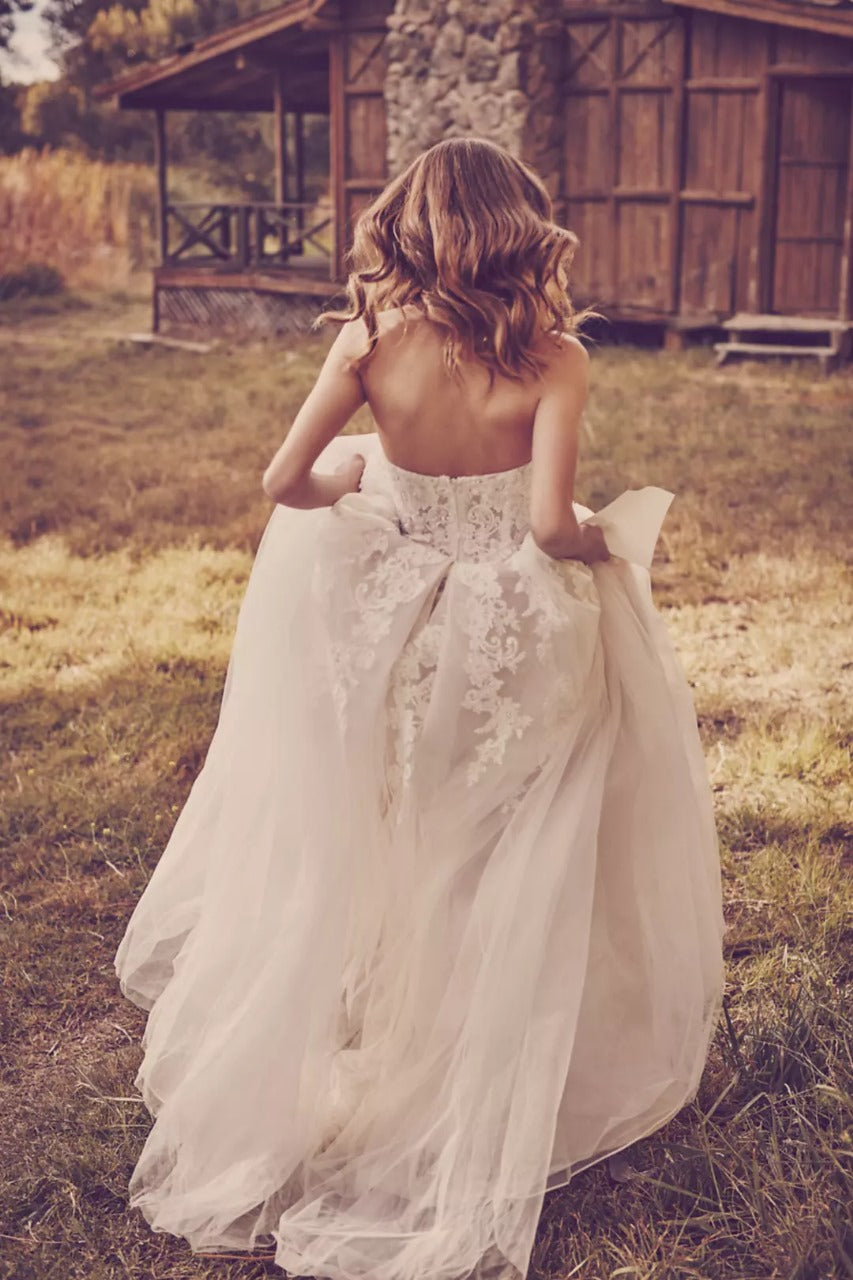 XAYWEAR Premium The Strapless Sweetheart Lace Applique Tulle Ballgown - XAYWEAR