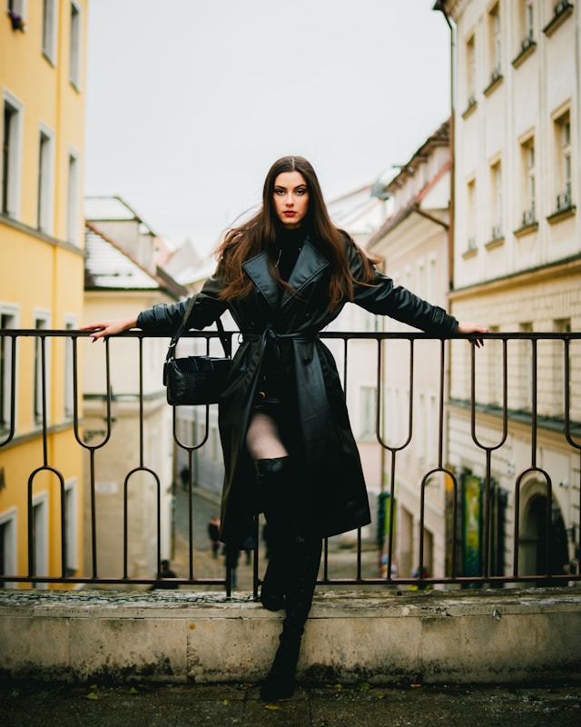 XAYWEAR Women's Prague Twilight Trench