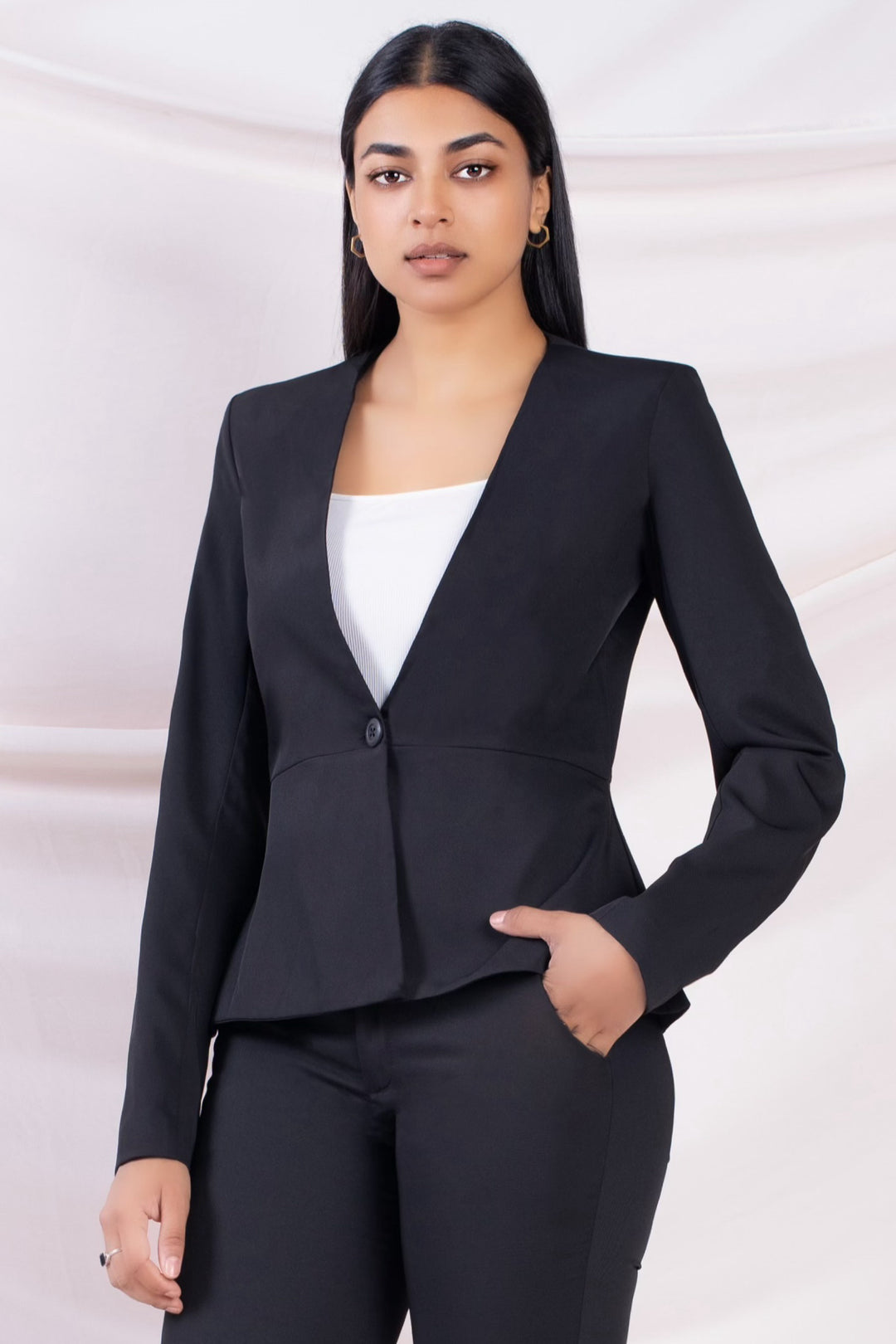 XAYWEAR black formal suit for women with tailored blazer and matching pants