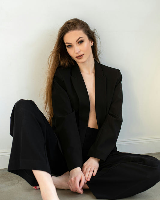 XAYWEAR black suit for women formal attire featuring a tailored blazer and wide-leg pants