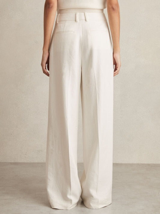 XAYWEAR white wide-leg women trouser with back pockets and belt loops