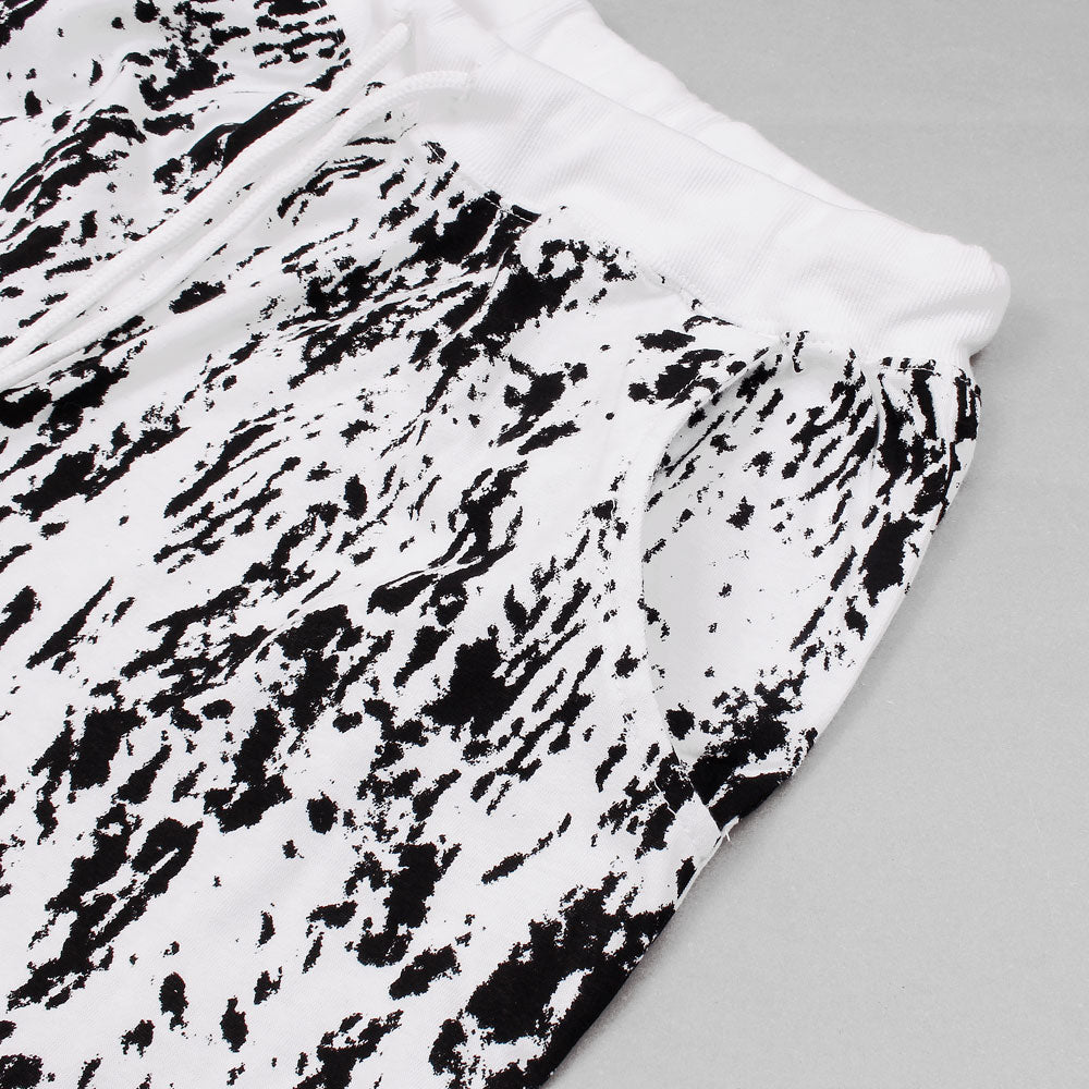XAYWEAR Women's Black And White Printed Trouser
