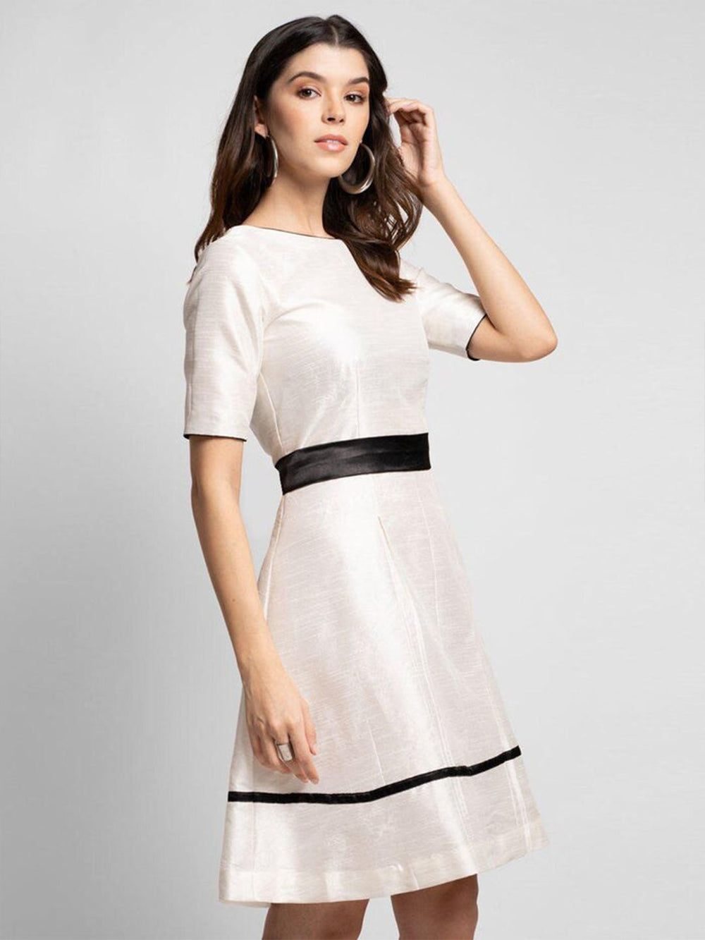XAYWEAR Elegant Ivory Black Dress for Special Occasions