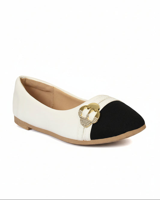 XAYWEAR Women's White-Black Casual Pumps