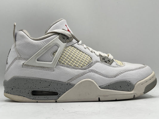 XAYWEAR Preloved - Air Jordan 4 Retro "White Oreo" Sneakers (2021)