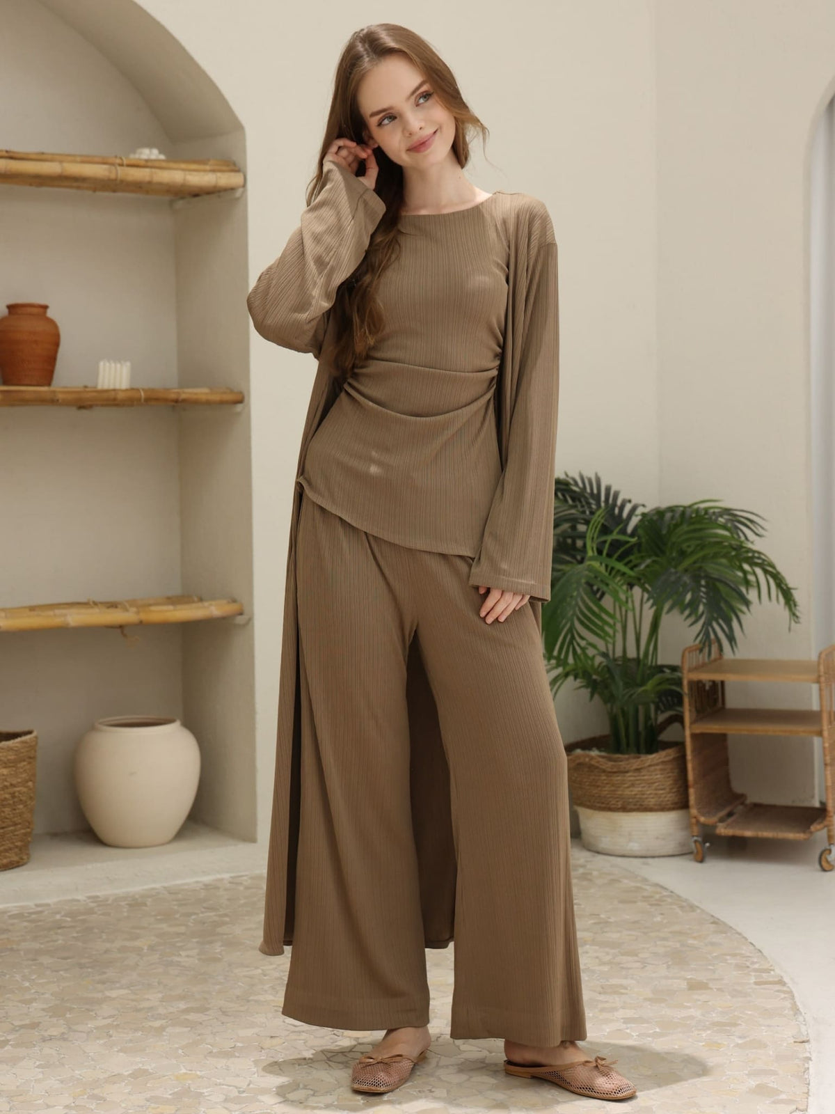 Lynell Olive Texture Upper