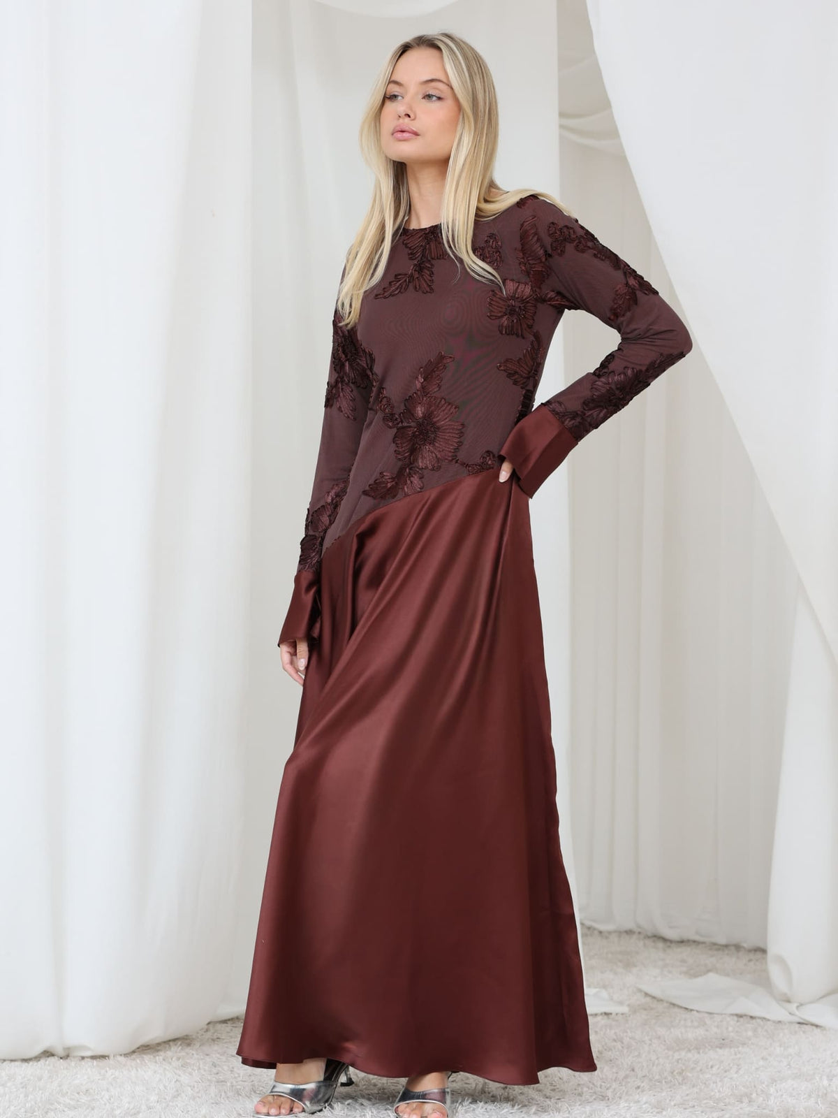 XAYWEAR Elorine Brown Long Dress