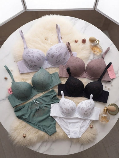 Love Rhinestone Push-Up Bra Set with Sparkling Lip Detail