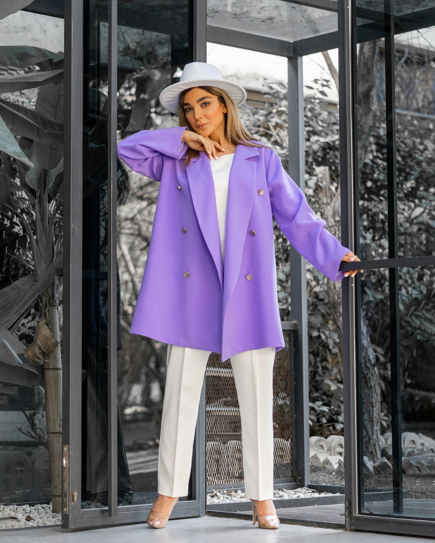 XAYWEAR purple WOMEN COAT with double-breasted buttons worn with white pants and hat
