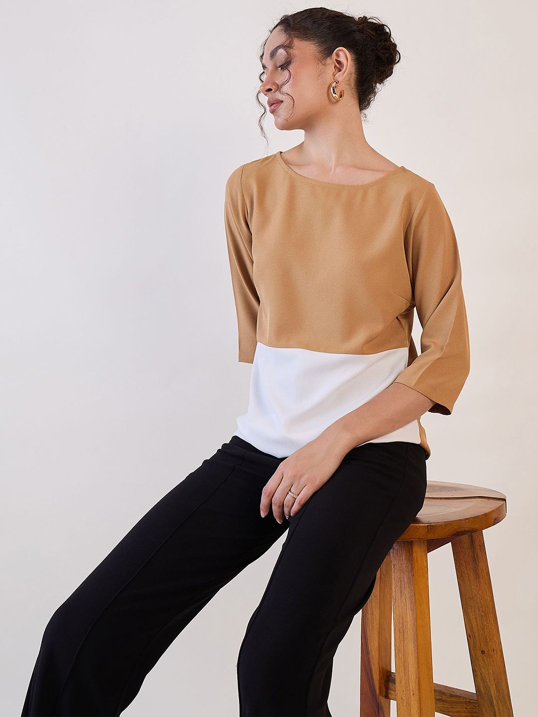 XAYWEAR Boat Neck Blouse for Women in Stylish Design
