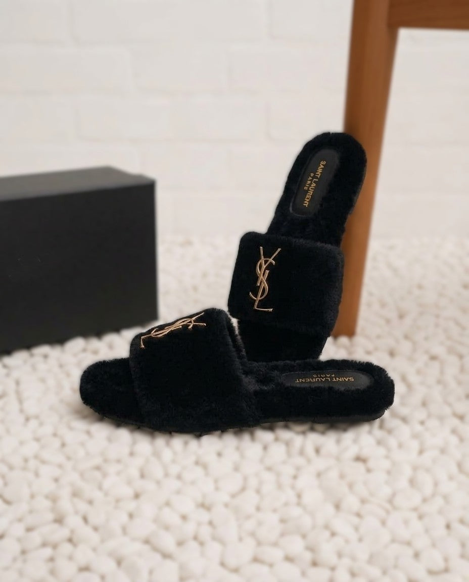 XAYWEAR Women's Black Casual Slippers