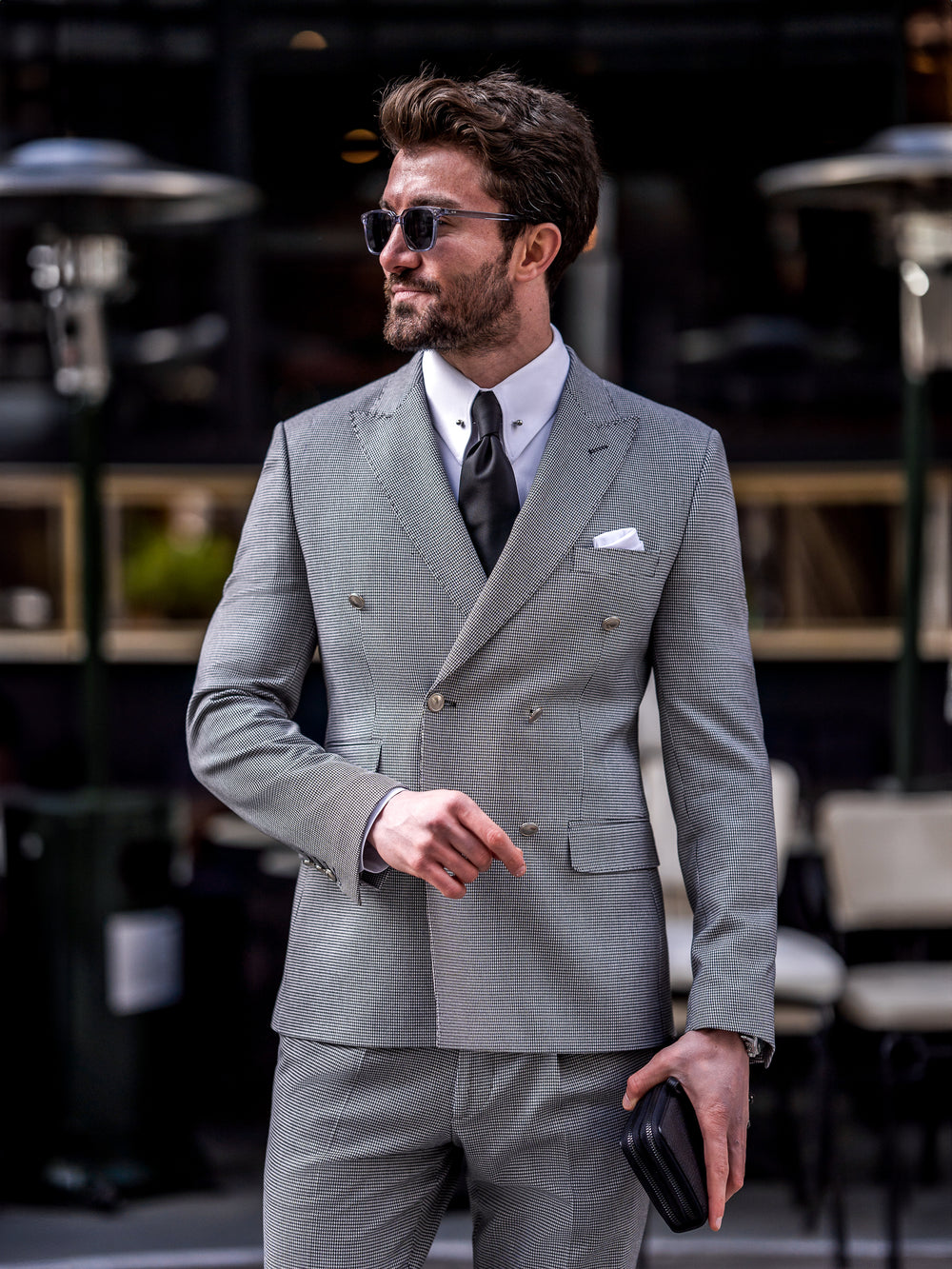 XAYWEAR elegant gray suit for men with double-breasted jacket paired with white shirt and black tie