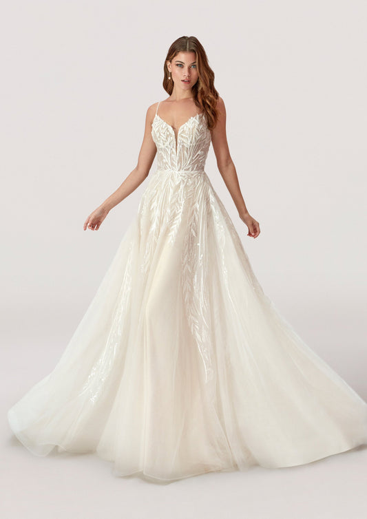 XAYWEAR elegant white wedding dress gown with delicate straps and flowing skirt