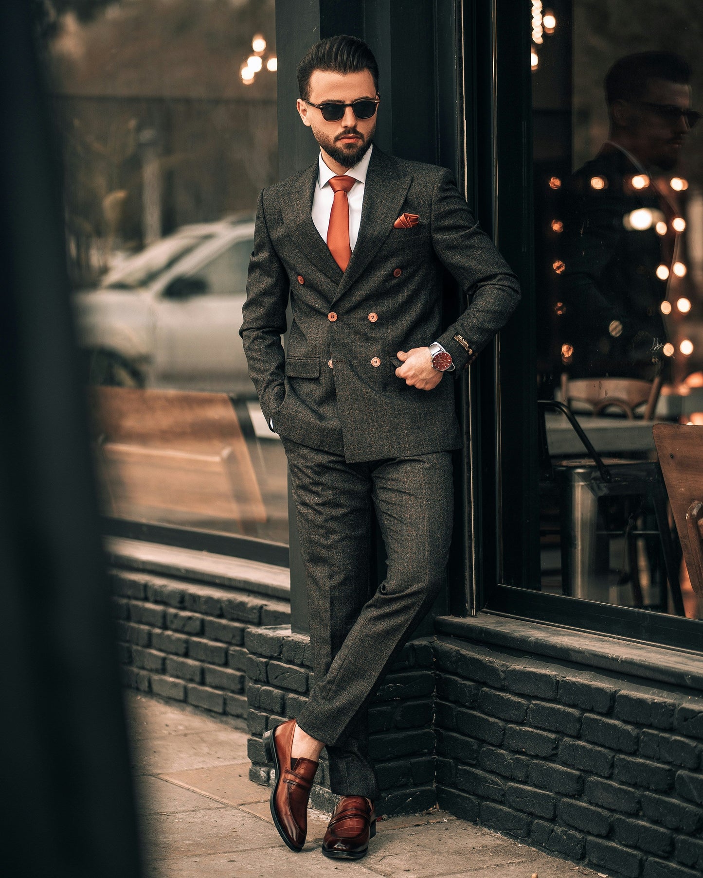 XAYWEAR Monarch double-breasted suit in grey with stylish details for formal occasions