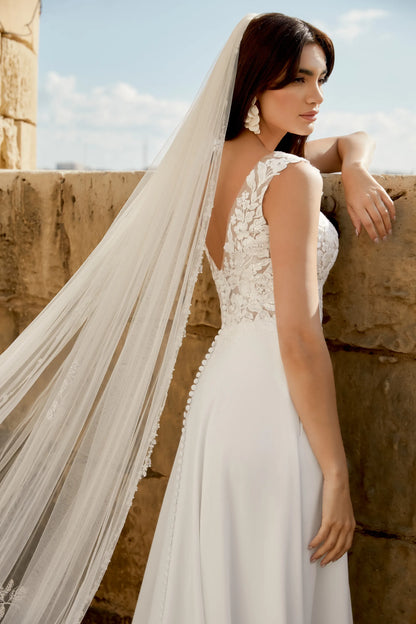 XAYWEAR Premium Lace Bodice Chiffon Wedding Dress Elegance - XAYWEAR