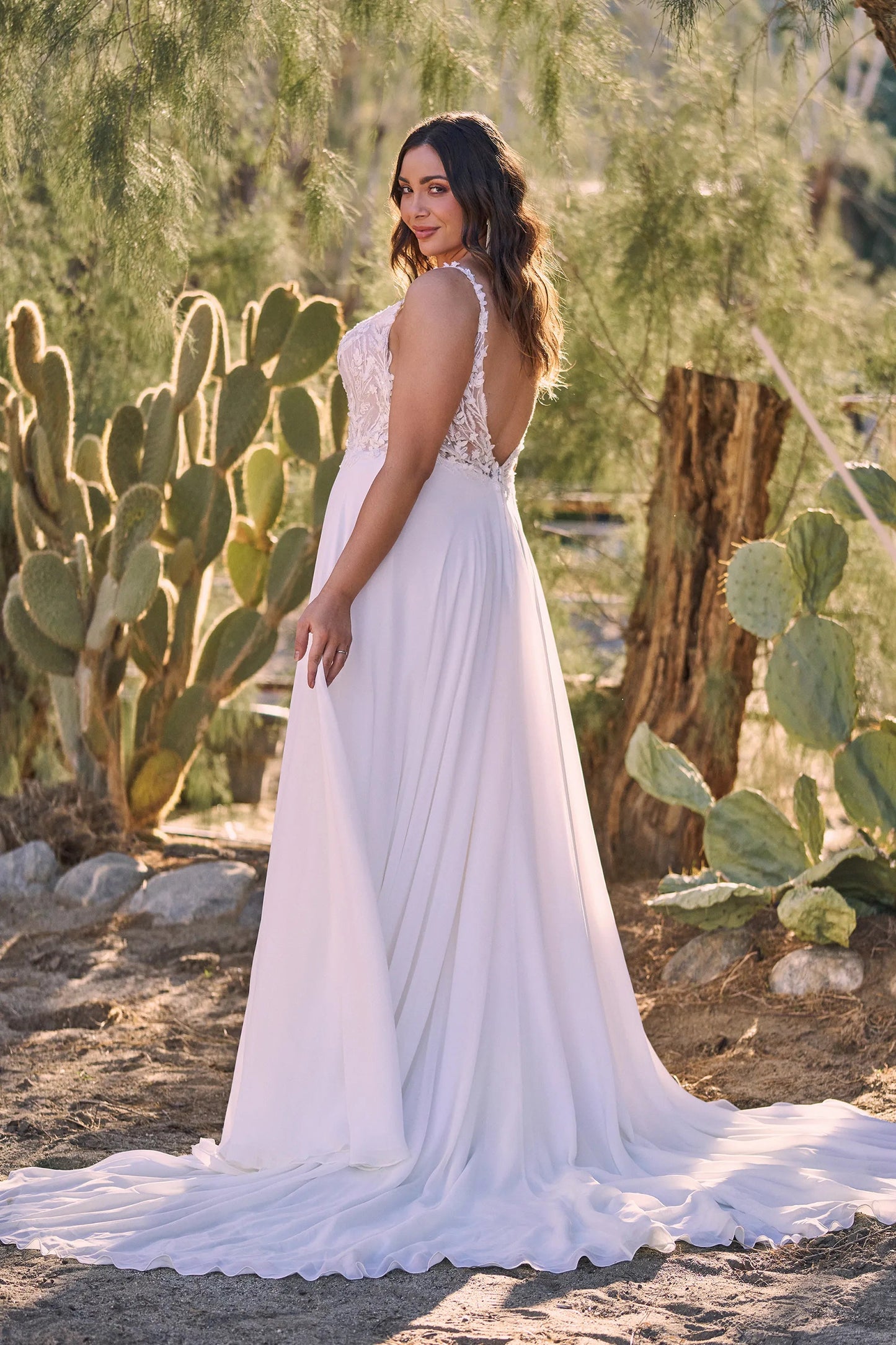 XAYWEAR Premium The Graceful Wide Strap Lace Bodice Wedding Gown - XAYWEAR