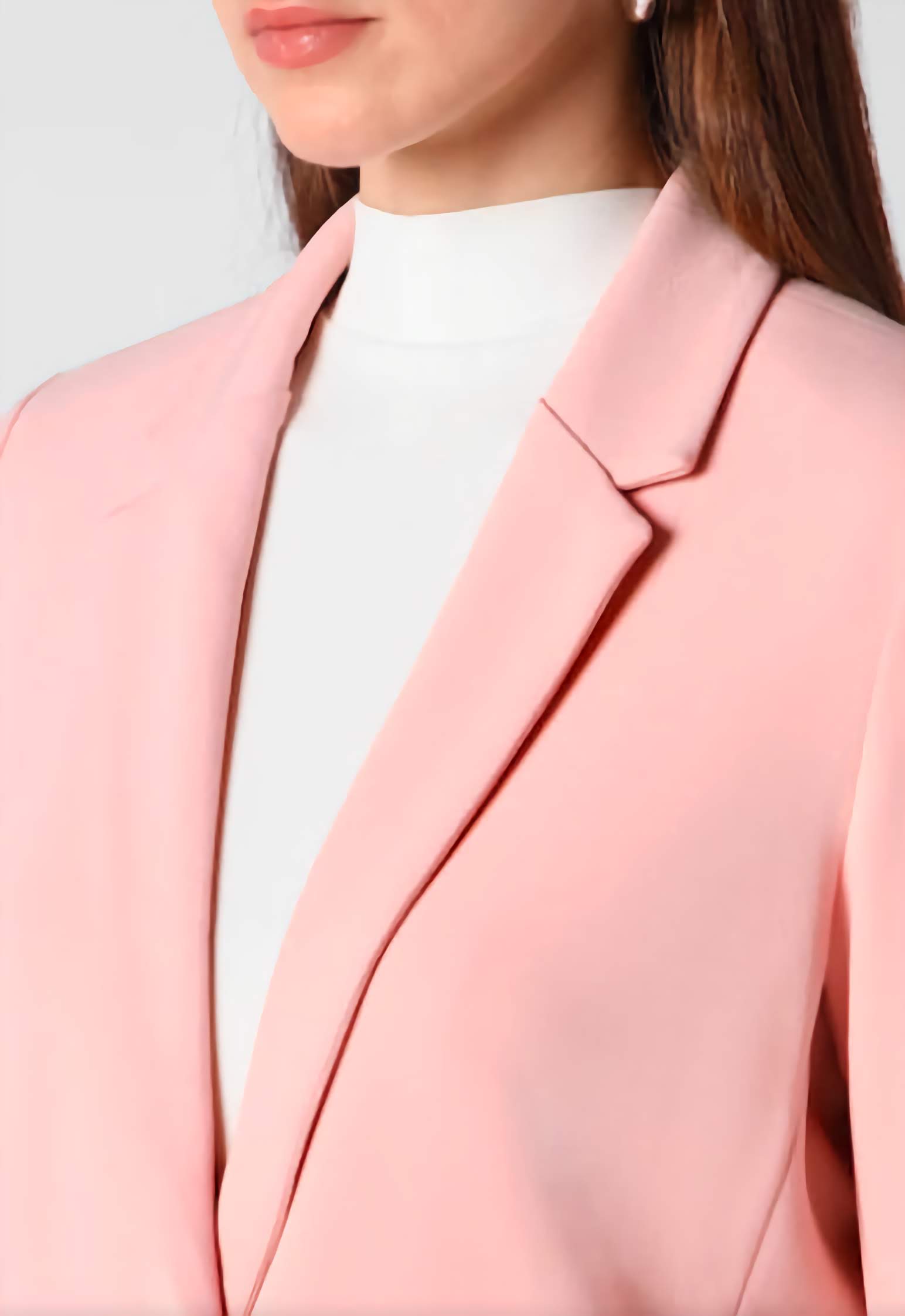 XAYWEAR pink suit jacket close-up for women formal wear with tailored lapels and clean lines